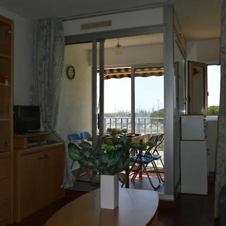 Cap D'agde, 1 Piece, 2 Personnes - Fr-1-249-80 شقة *